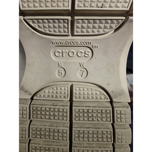 Crocs Classic Mega Crush Clog Ivory Bone womens size 7 Platform Sandal 2079882Y2 - Picture 8 of 8